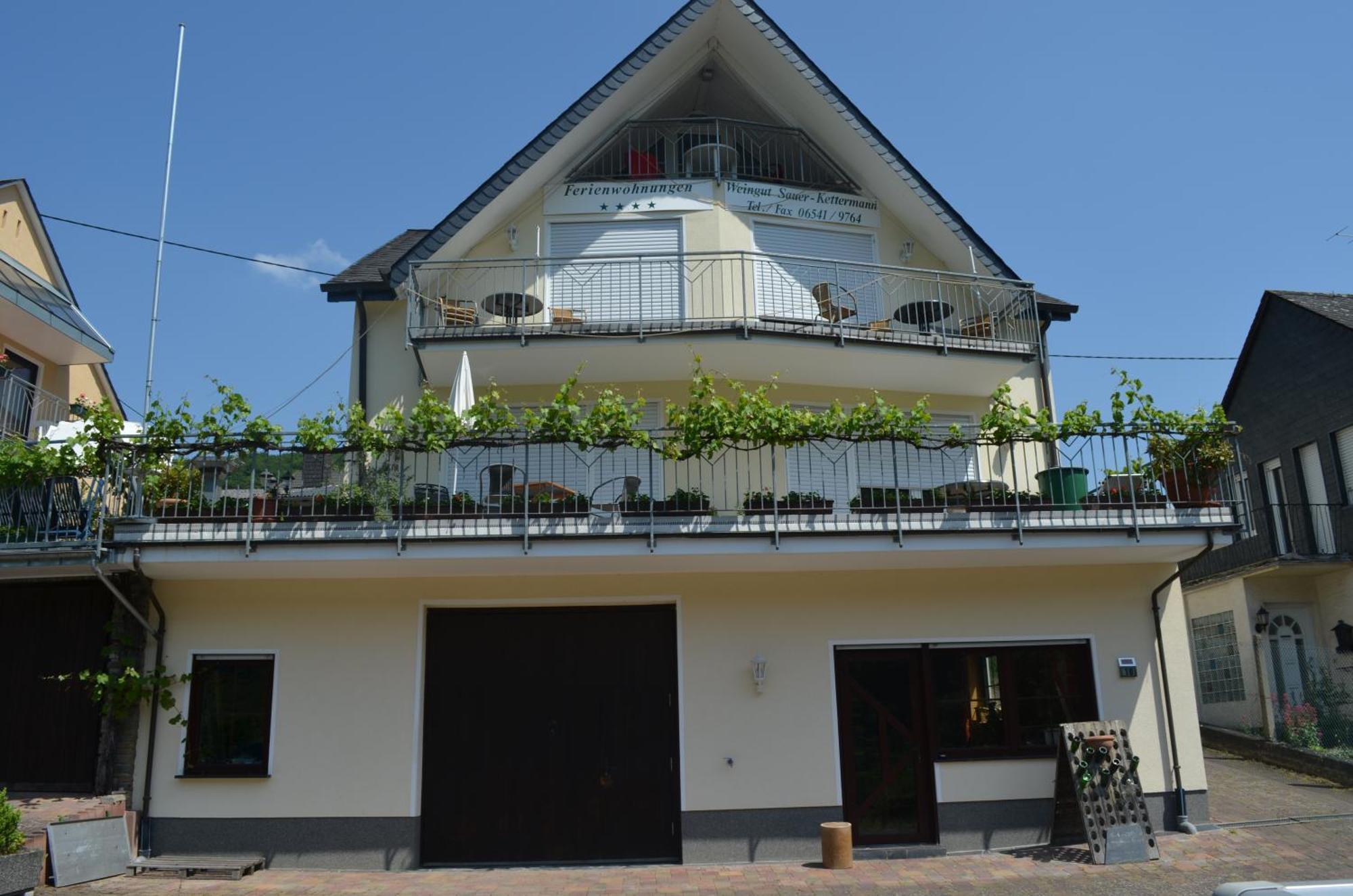 Weingut Sauer-Kettermann Villa Enkirch Exterior photo